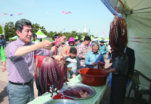 “돌문어 맛보러 호미곶으로 오세요”