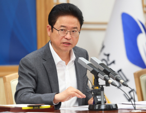 이철우 지사, “더 강력하고 더 피부에 와닿게 저출생과 전쟁 시즌2 추진”하라