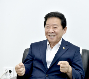 군위군의회, 전체 지방의회대상 청렴도 평가 2등급 우뚝
