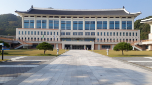 임종식 경북교육감, '훈장님 7년 구형 훈장?에 직원들도 줄줄이 비리 구설'