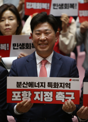 박용선, ‘3천명 몰린 의정보고회’로 존재감 증명했다