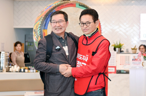 지지 세력 결집하는 이철우